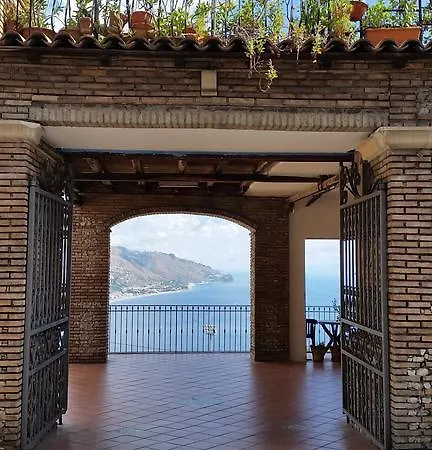 Alojamento de Acomodação e Pequeno-almoço Casa Michele 3*