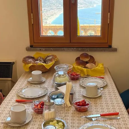 Alojamento de Acomodação e Pequeno-almoço Casa Michele 3*
